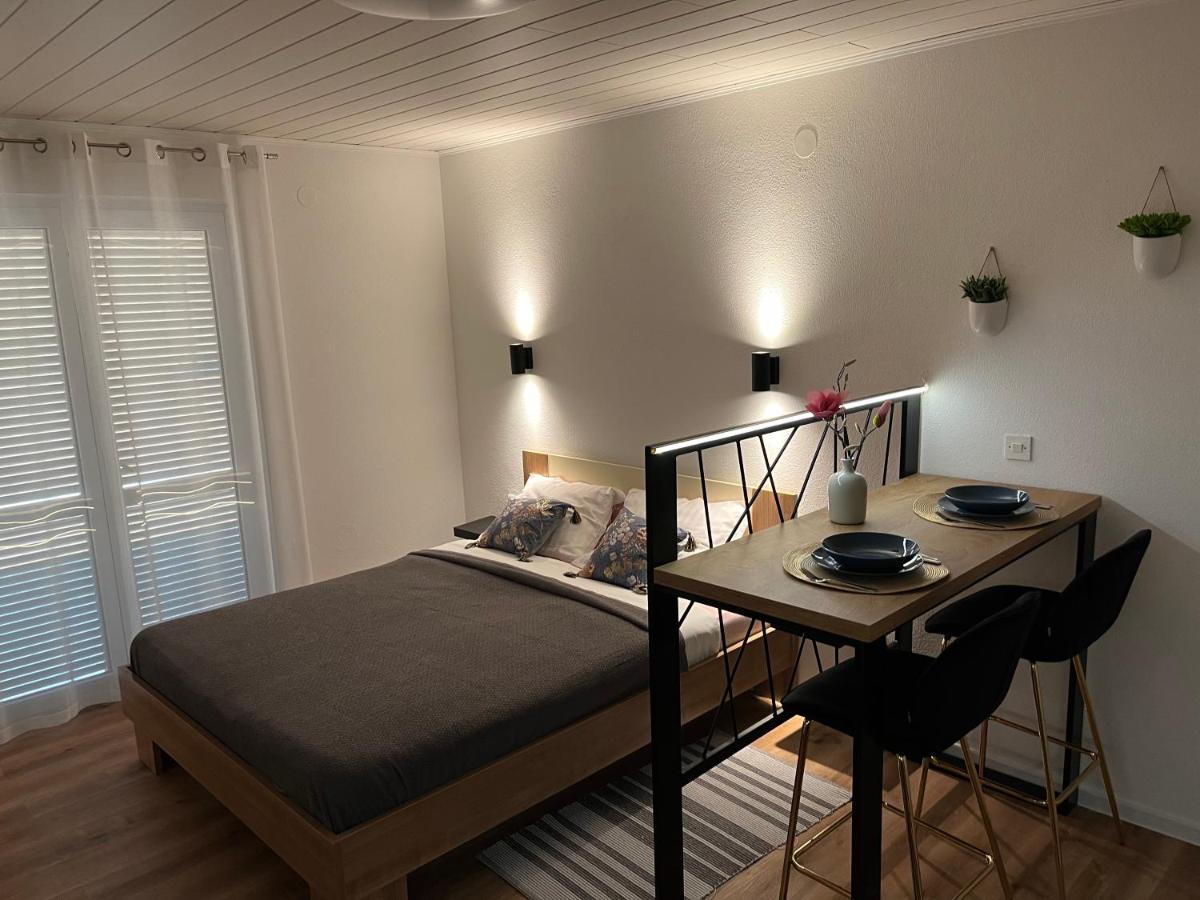 Apartment Bagaric Stari Grad  Luaran gambar